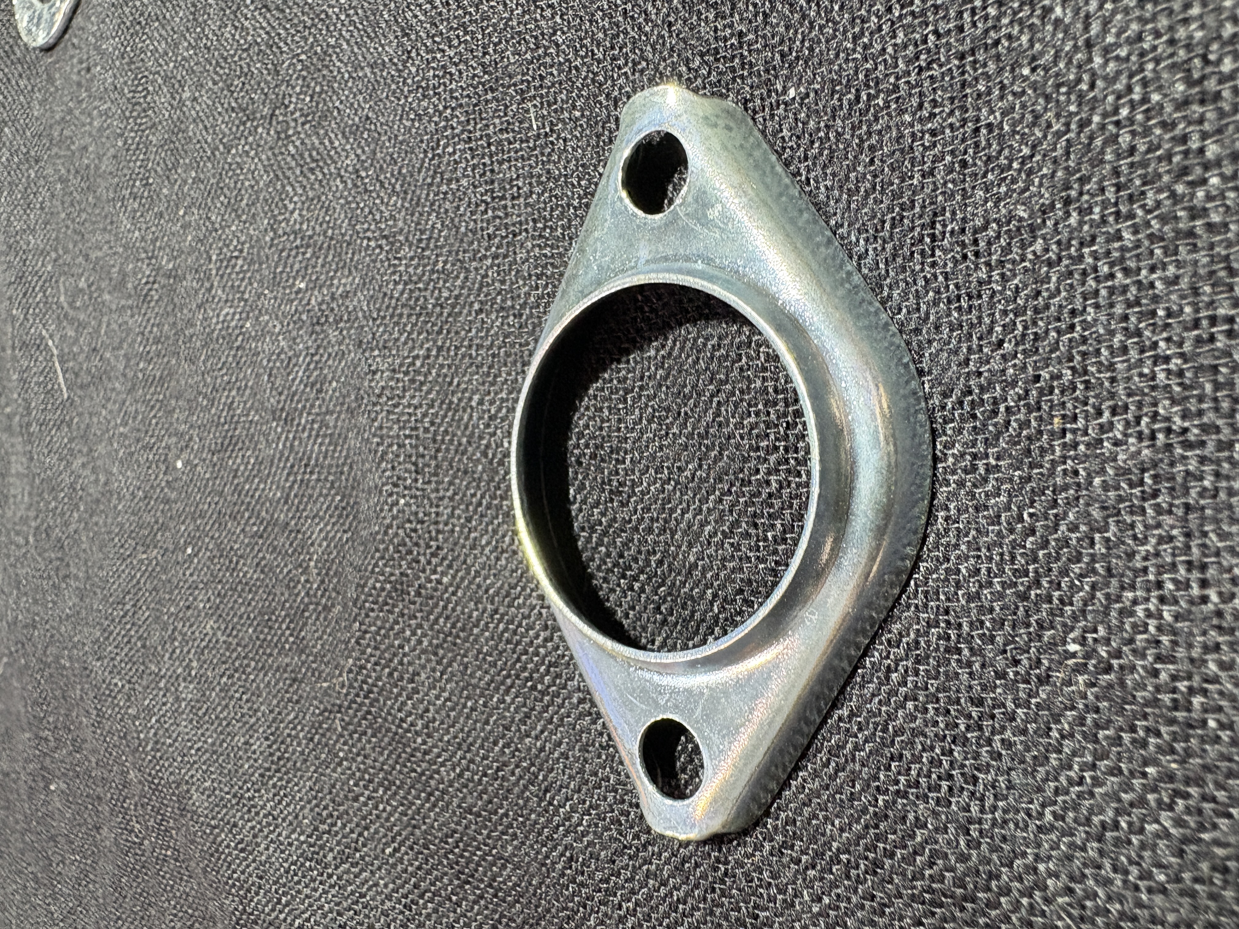 Pieza embutida industrial, chapa doble decapada — Metalúrgica Korcsog